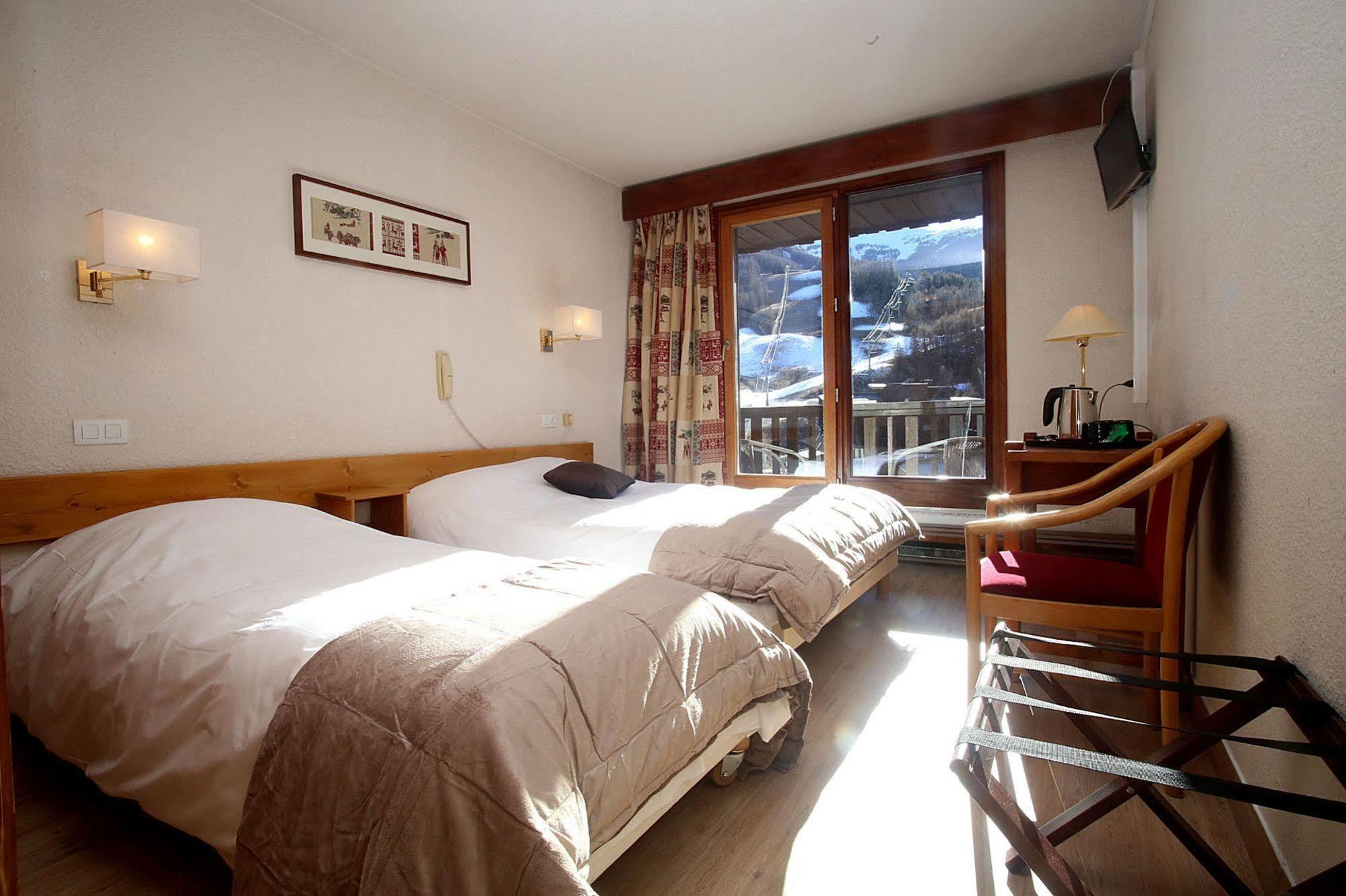 Hotel L'Escale Blanche Les Orres Eksteriør bilde